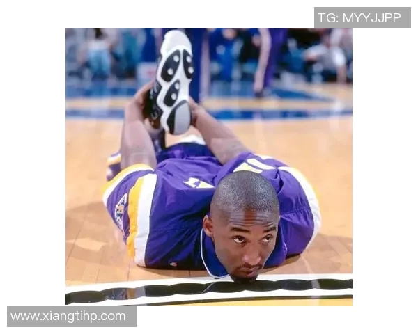 科比在对阵森林狼时遭遇鼻梁骨折的惊险瞬间与比赛回顾